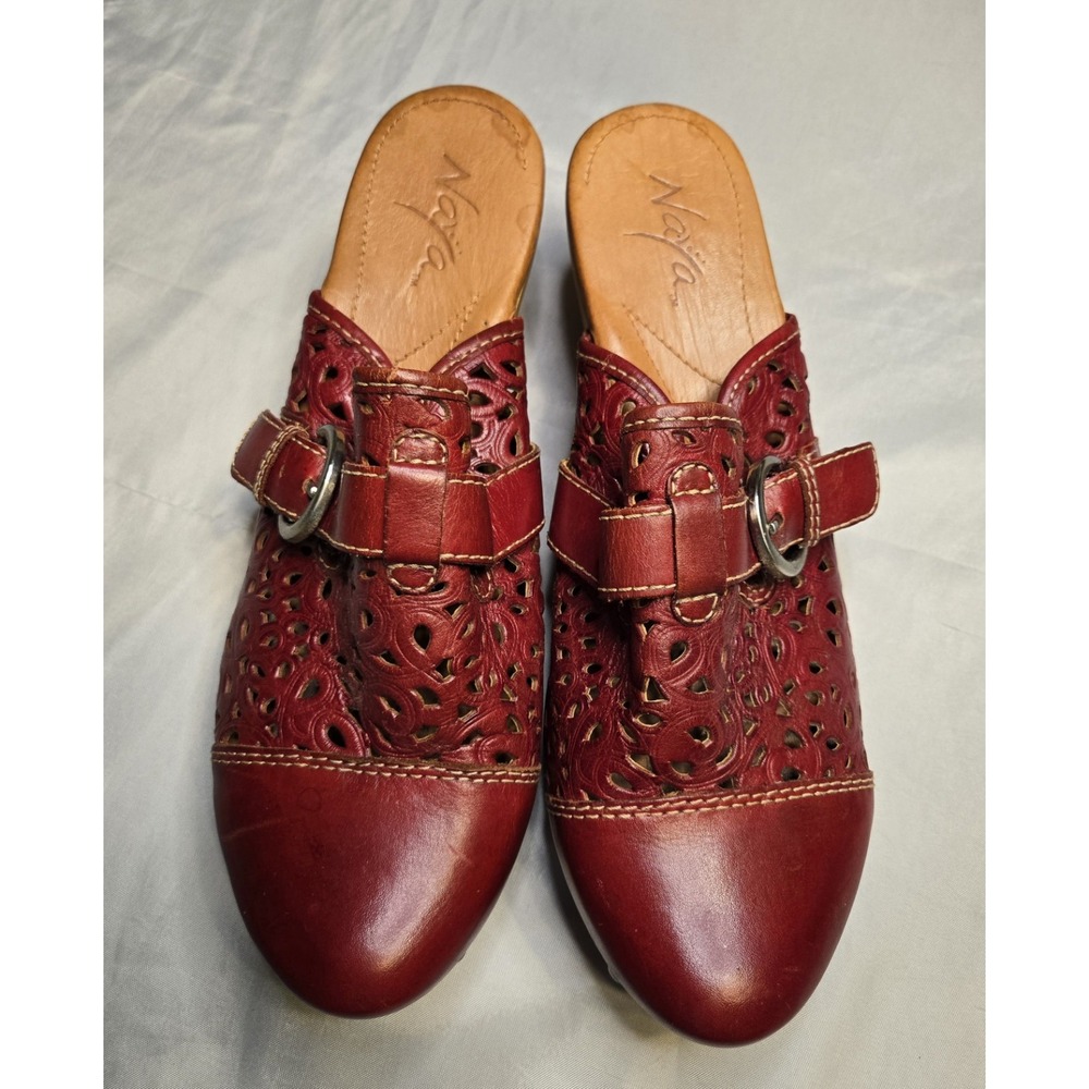 Naya Hyacinth Womens 11 M Red‎ Leather Wood Clog Sandal Buckle Cutout Non Slip
